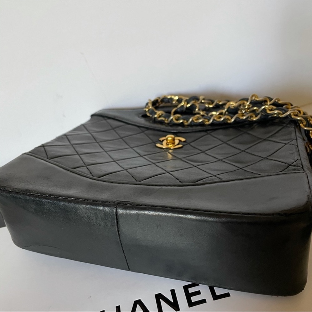 CHANEL Vintage Black Leather Mini 31 Crossbody Bag - Picture 6 of 9
